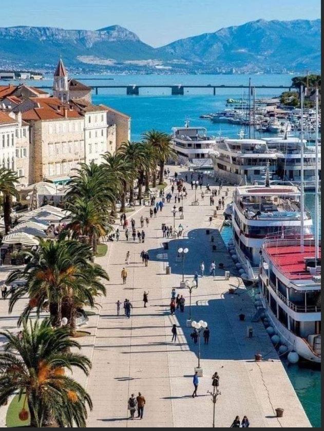 Luxury Apartment Magdalena Trogir Extérieur photo